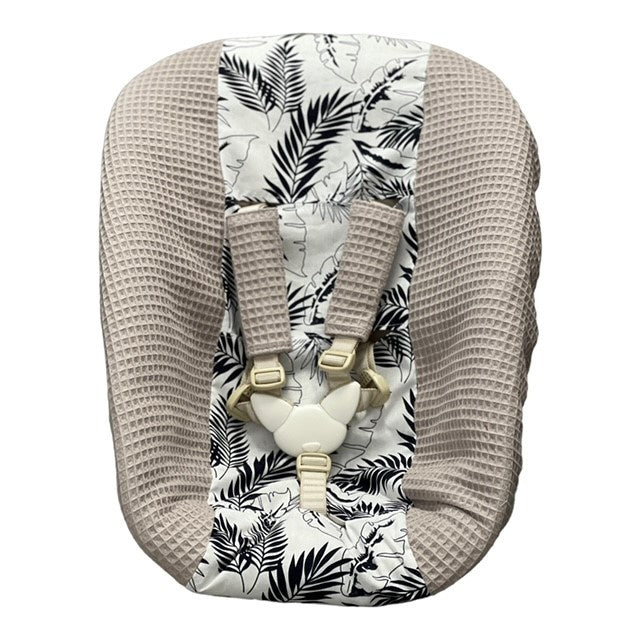 Stokke newborn hoes zand taupe beige grote bladeren