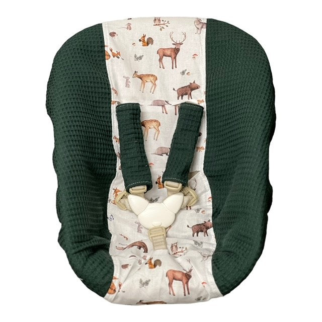 Stokke newborn hoes donker groen bosdieren