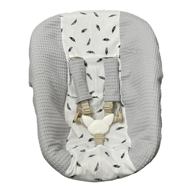 Stokke newborn hoes licht grijs kleine veertjes