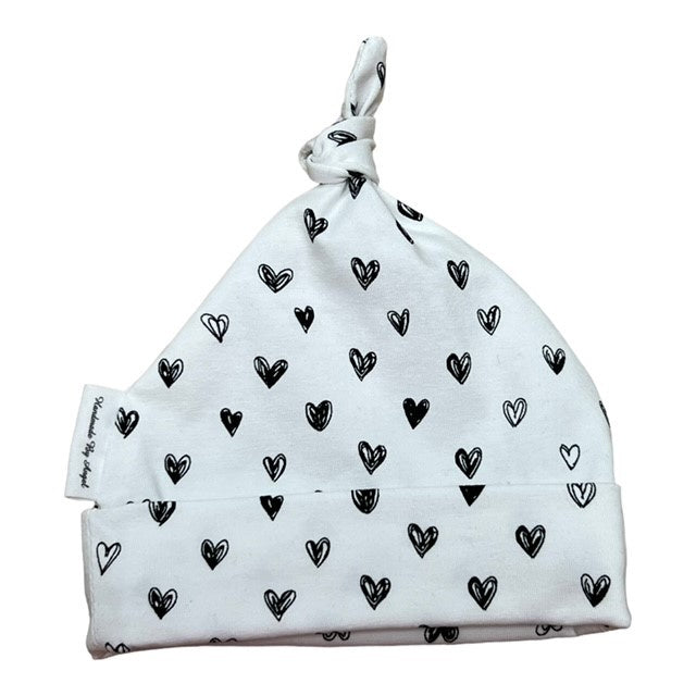 Newborn mutsje hartjes