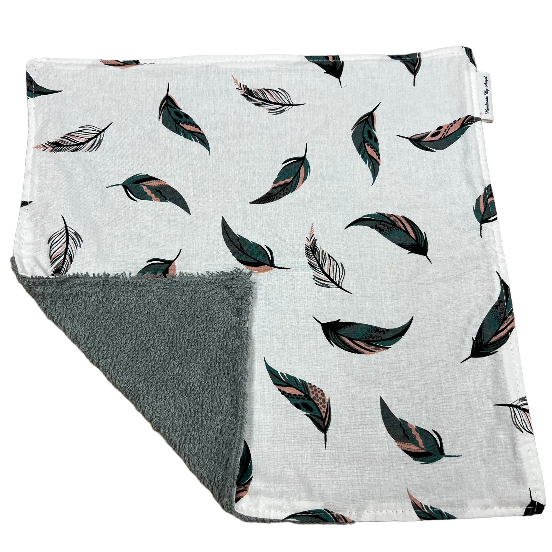 Spuugdoekje oud groen gekleurde veertjes