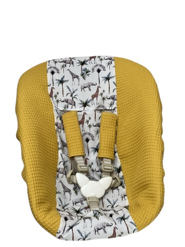 Stokke newborn hoes okergeel jungle giraffe olifantjes