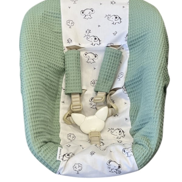 Stokke newborn hoes oud groen kleine olifantjes