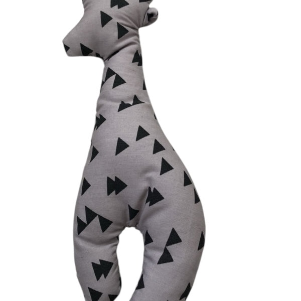 Knuffeltje giraffe grijs driehoek